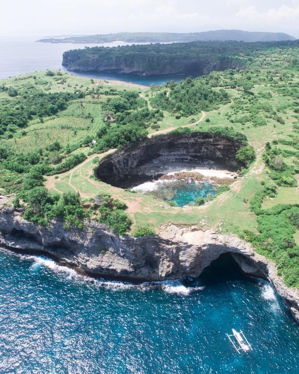 Bersantai Villas Lembongan Island Exterior photo